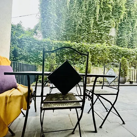 Palfi With Garden & Parking * Kaloşvar