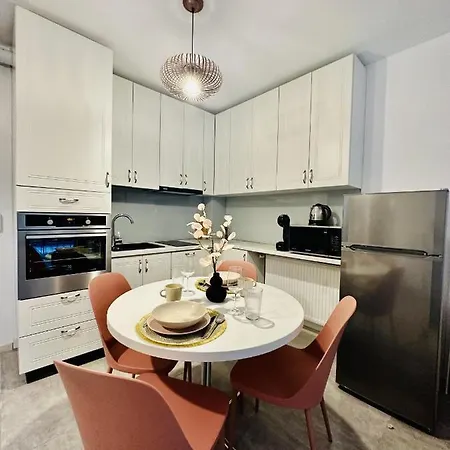 Apartman Palfi With Garden & Parking